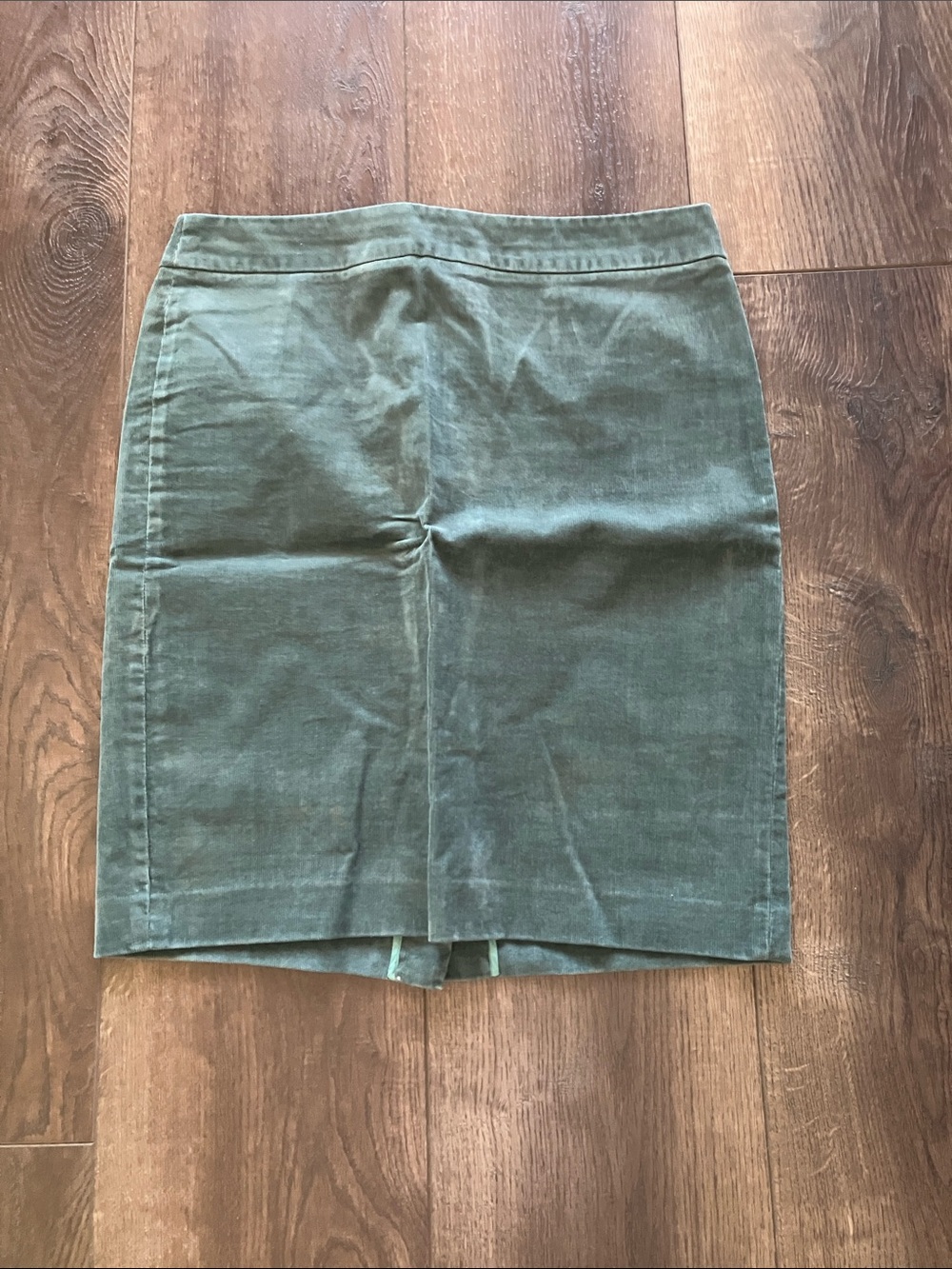 Cord skirt
